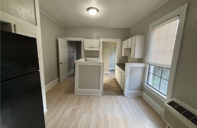 714 Reynolds Street - 716.5 Gallery 4