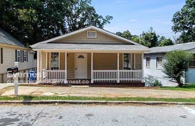 951 Violet Street Southeast photos photos