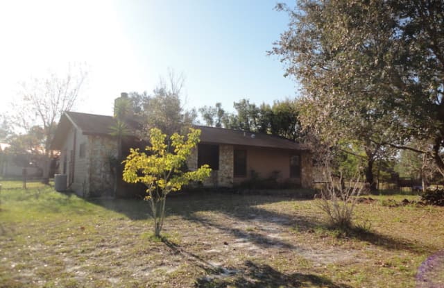 1351 Bi Wood Drive - 1351 Biwood Dr, Geneva, FL 32732