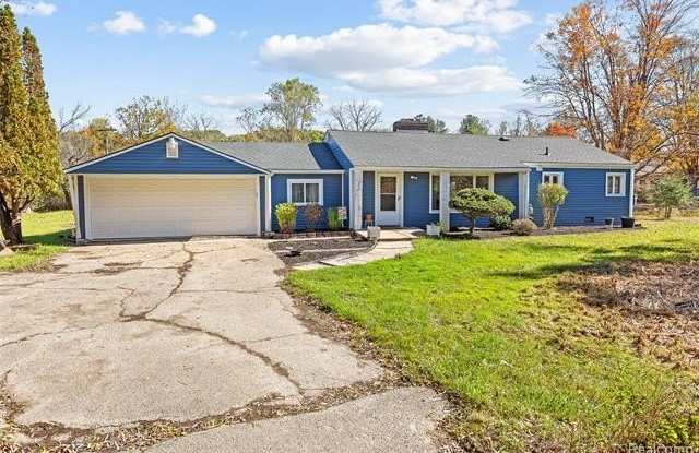 19750 BECK Road Gallery 1
