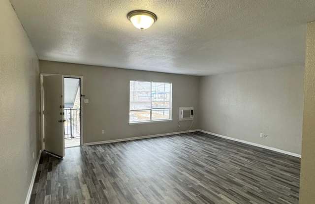 Beautiful, spacious property with an excellent location! photos photos