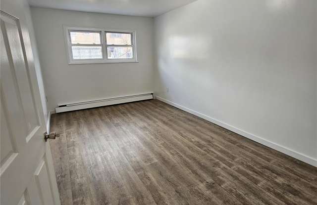 448 Screvin Avenue - 448 Screvin Avenue, Bronx, NY 10473