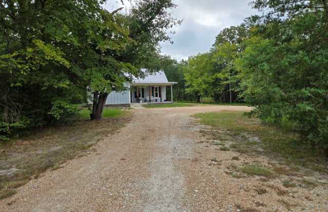 College Station (Karnes City Cottages) - 2 Bedroom - 2 Bath - House - West of Easterwood Airport Gallery 3