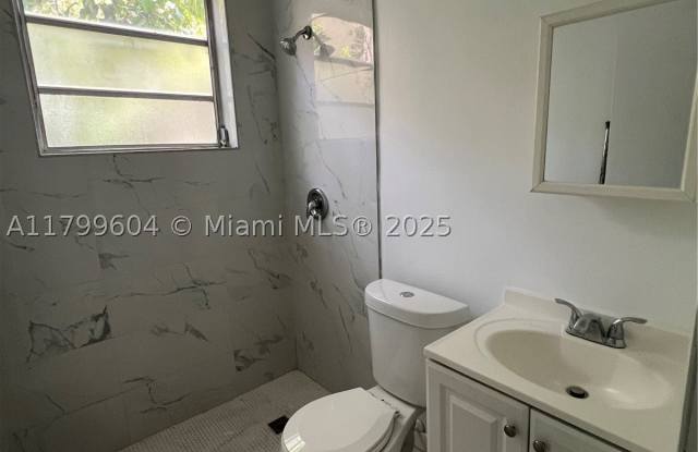 2345 NW Flagler Ter Gallery 2
