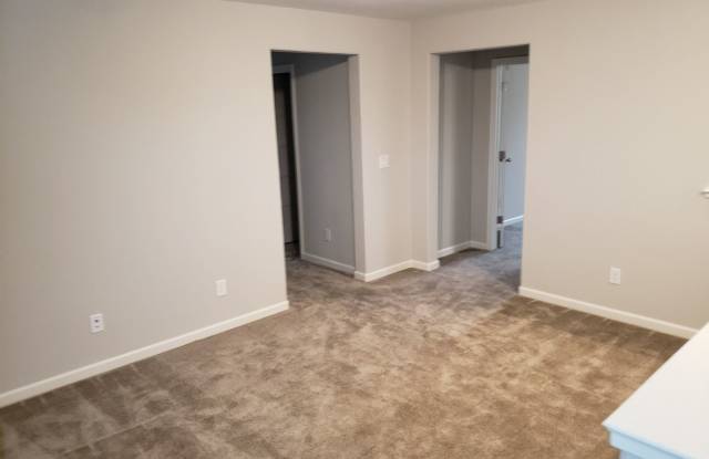 6158 MEHRTEN CIRCLE Gallery 3