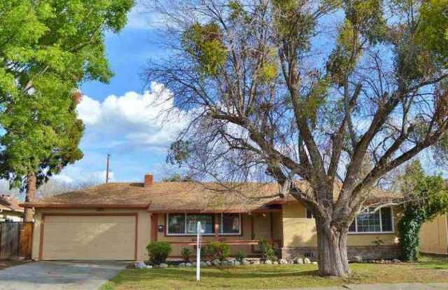 Concord, Holbrook Heights Charming 3-Bed, 2-Bath Home - 16 Month Lease photos photos