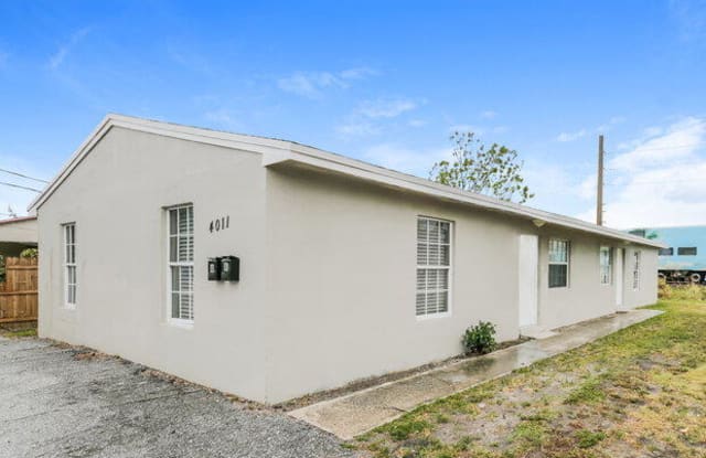 4011 Windsor Avenue - 4011 Windsor Avenue, West Palm Beach, FL 33407