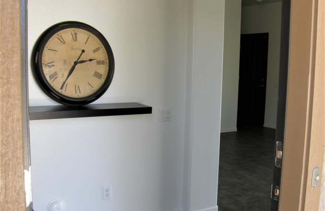 1957 W BUSONI Place Gallery 3