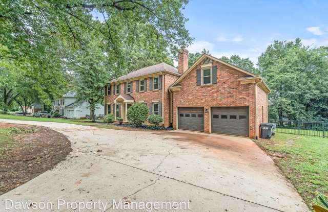 6639 Sharon Road Gallery 4