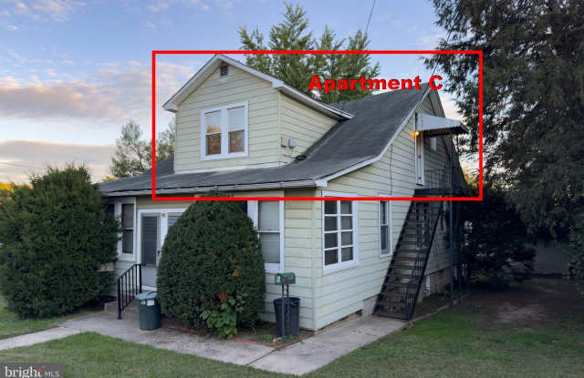 35 THIRD Avenue unit: C - 35 3rd Avenue, Lansdowne, MD 21227