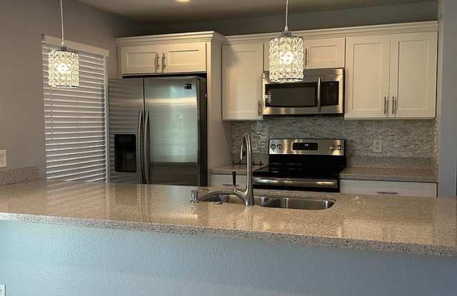 3236 W Ross Ave photos photos