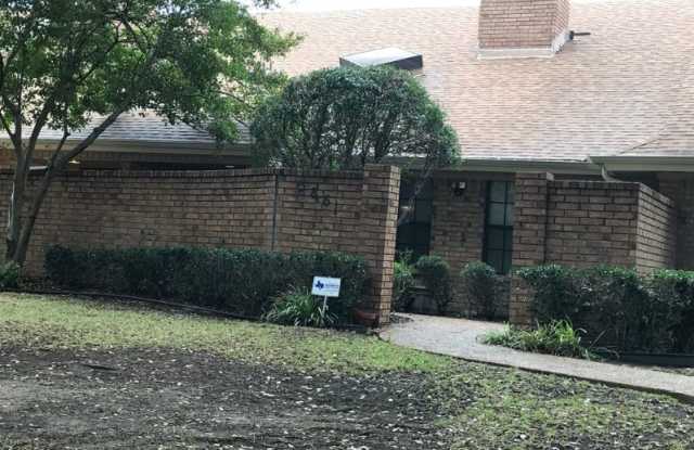 5861 Westhaven Dr - 5861 Westhaven Drive, Fort Worth, TX 76132