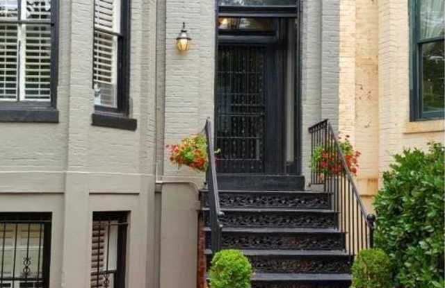 418 A STREET SE Gallery 2