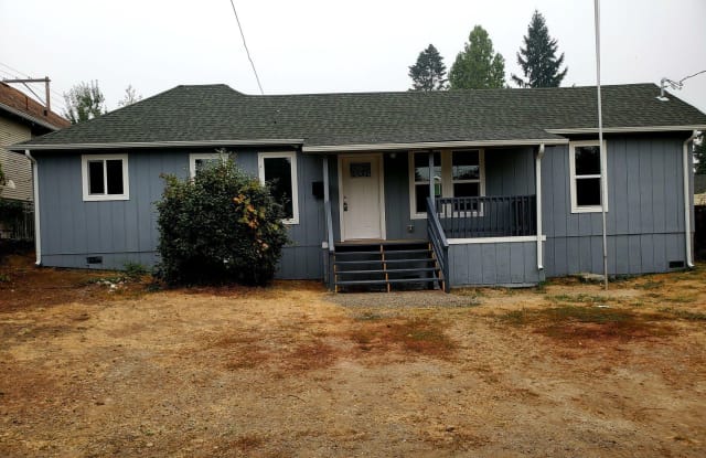 916 15th St - 916 15th Street, Bremerton, WA 98337