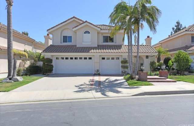 8334 E Hillsdale Drive Gallery 2