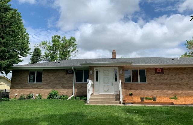 2541 Hauer Trl Unit 1 - 2541 Hauer Trail, Shakopee, MN 55379