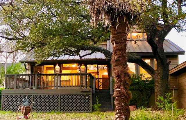 444 Seawind ST Gallery 2
