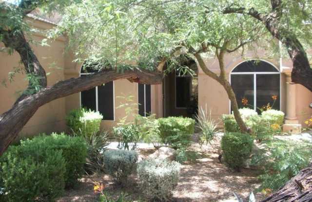 8910 E MAPLE Drive photos photos