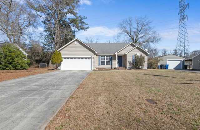 City Living with Space to Relax – 3BR/2BA Gallery 3