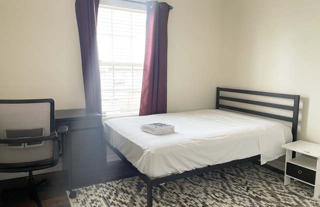 6116 Kendra Way - UL 2 Gallery 1