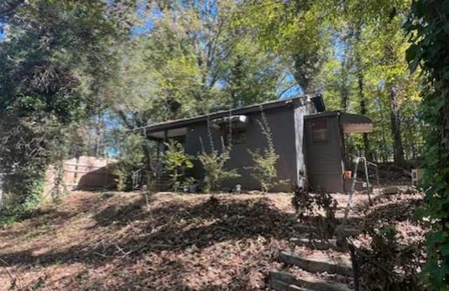 576 State Road S-42-366 - 576 State Road S-42-366, Spartanburg County, SC 29372