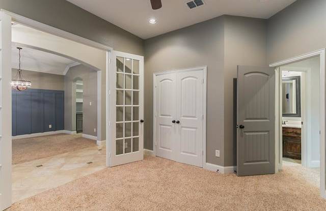 2012 Fairway Winds Court Gallery 4