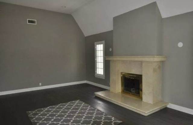237 S Wetherly Dr Gallery 3
