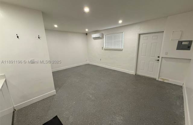 4300 NW 3rd Ct Gallery 3