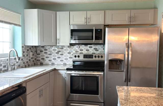 453 E Fort Union Blvd photos photos