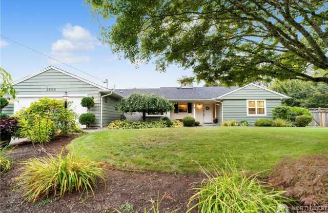 3505 Holiday Drive Southeast - 3505 Holiday Drive Southeast, Olympia, WA 98501