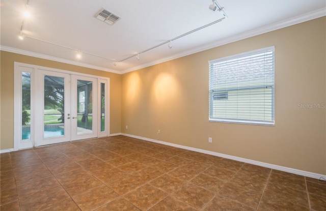 1236 ROYAL ST GEORGE DRIVE Gallery 4