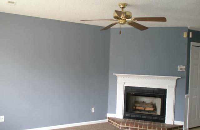 1103 Grovemont Drive Gallery 4