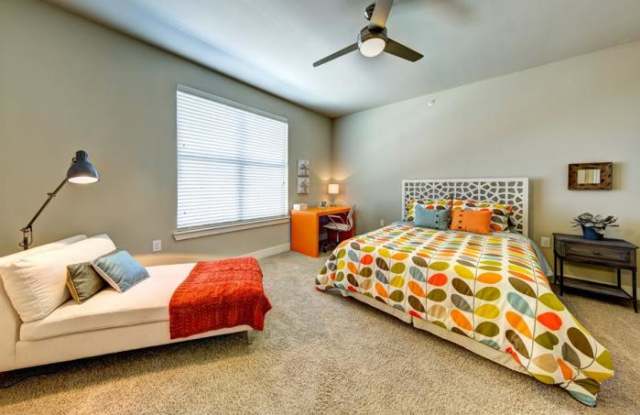 703 N Vista Ridge Gallery 2