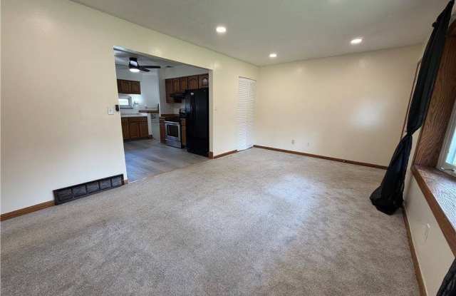 14316 Parkman Boulevard Gallery 4