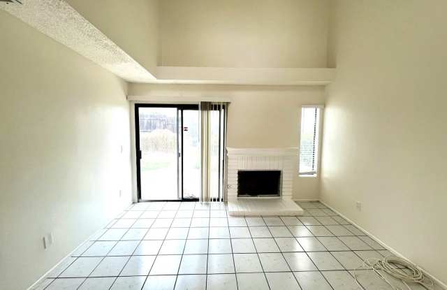 Beautiful 3-Bedroom Single-Family Home with Spacious Backyard for Lease in Fontana Gallery 4