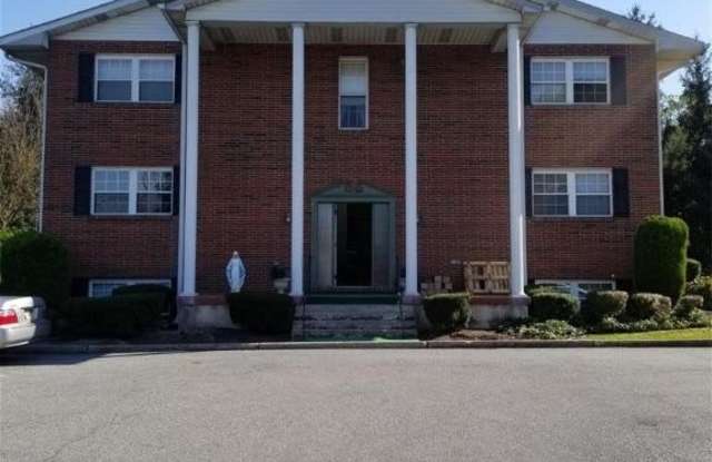 2280 Linden Street unit: 2N photos photos