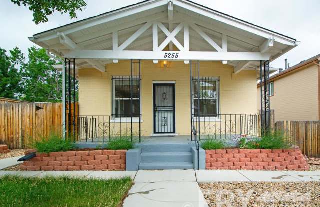 Classic bungalow with modern finishes in burgeoning Regis neighborhood. photos photos