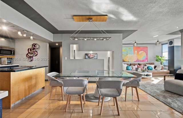 500 Three Islands Blvd Gallery 4