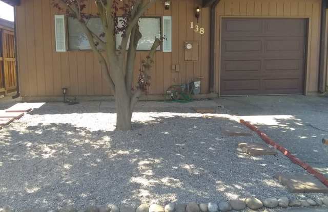 Updated 3 Bedroom Duplex in North Davis photos photos