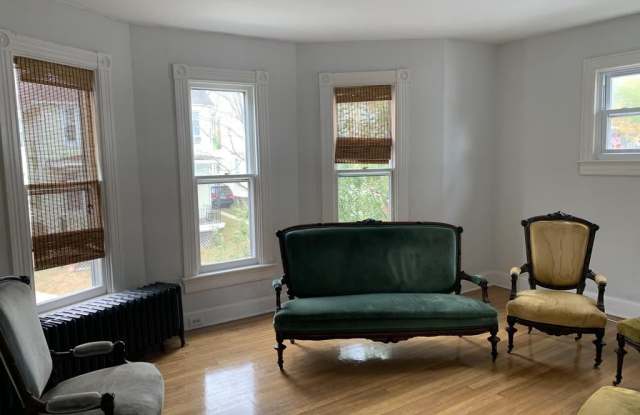 503 E 41st St Unit 2 Gallery 3