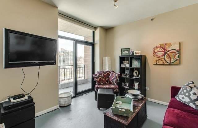 400 West Ontario Street Gallery 4