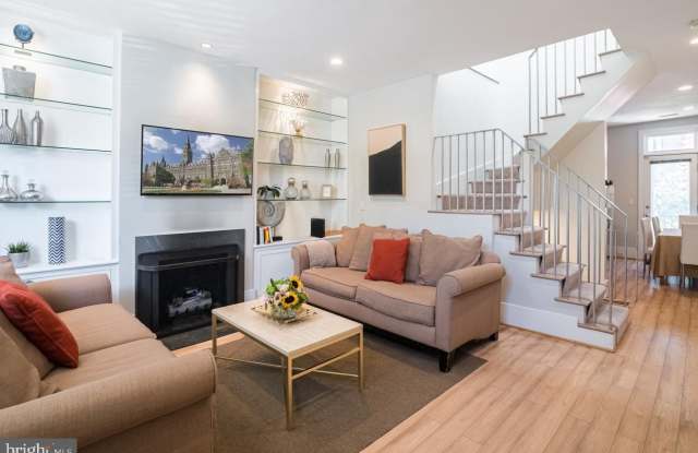 1407 33RD Street NW Gallery 3