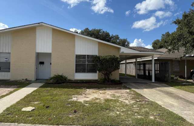 4630 Southpark Dr photos photos