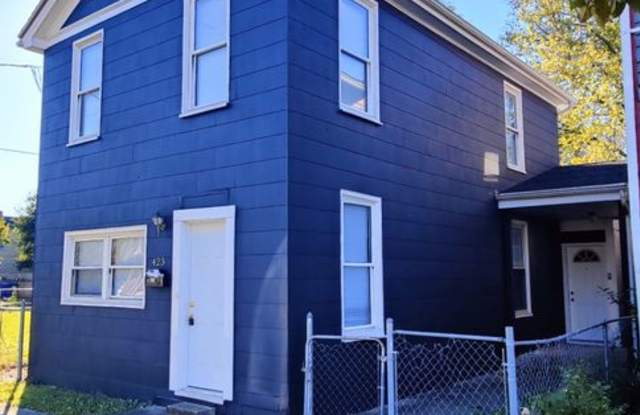 423 Walnut 4BR/2BA (Hamilton) - 423 Walnut Street, Hamilton, OH 45011