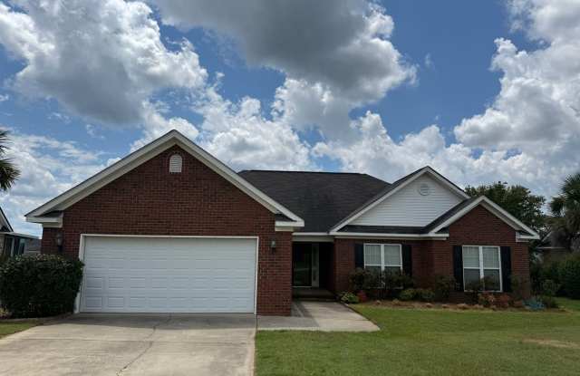 3 Bedroom/2 Bathroom Home with Deck, Garage, and Fenced Backyard less than 3 Miles from Ft. Gordon photos photos