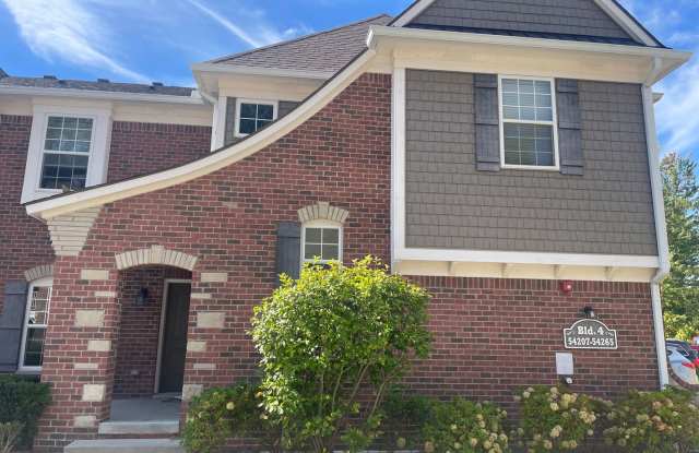 Shelby Township - 3 Bedroom, 2 Bath, End-Unit condo style w/Att Garage photos photos