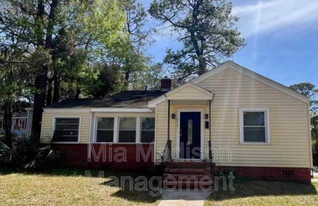 2215 Alabama Ave photos photos