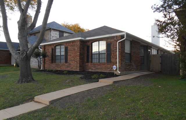 1133 Southpointe Dr - 1133 Southpointe Drive, DeSoto, TX 75115