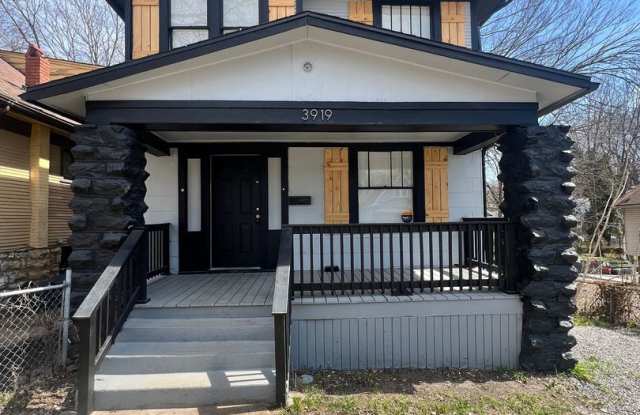 Inviting 3-Bedroom Home with Front Porch Charm photos photos