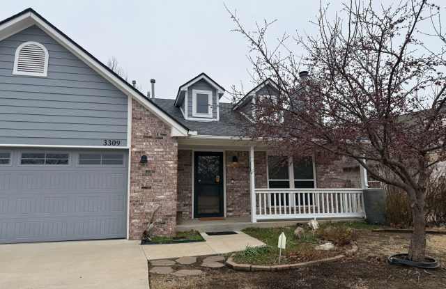 Make this gem your new 3 bedroom, 2 bathroom home! photos photos